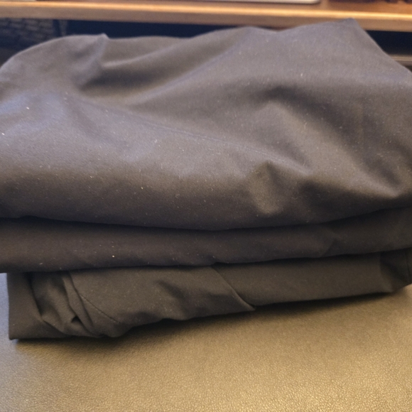 Uniqlo Navy men's shorts small x3 - Picture 2 of 9